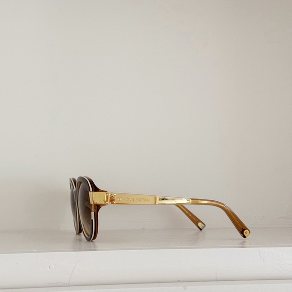 Louis Vuitton ~ Logo Petit Cat-Eye Sunglasses (gold maron Z0487E) - Picture 5 of 10